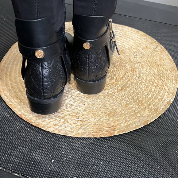 Vince Camuto Leather Equestrian Gold Hardware Detailing Knee High Boots Size 6 - Picture 13 of 15